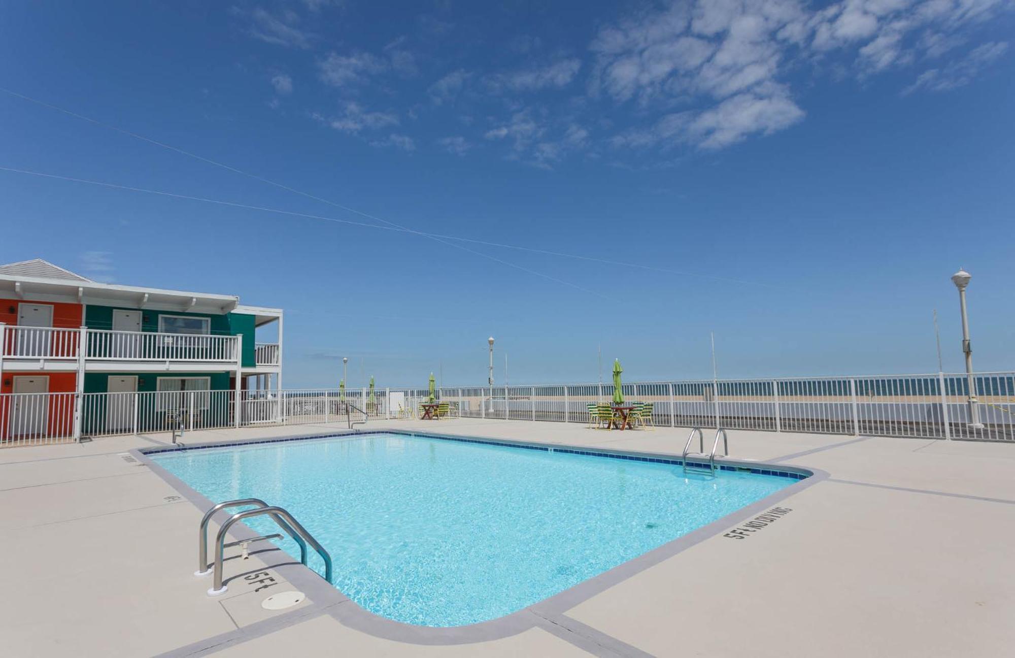 Fish Tales Boardwalk Inn & Ocean Mecca Motel Ocean Stadt Exterior foto