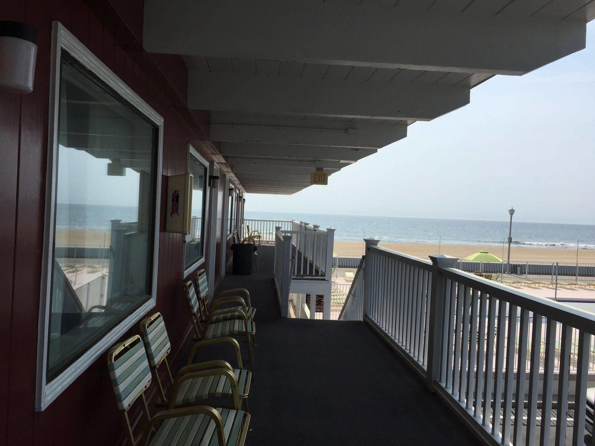 Fish Tales Boardwalk Inn & Ocean Mecca Motel Ocean Stadt Exterior foto