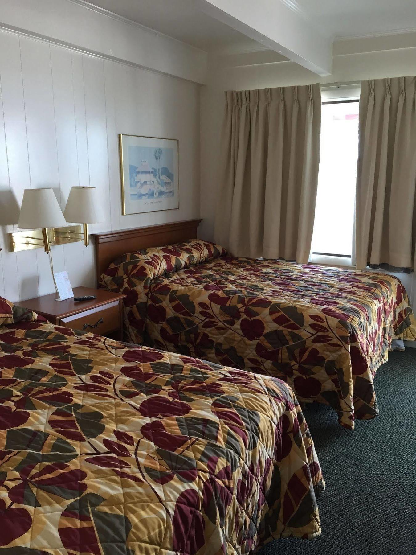 Fish Tales Boardwalk Inn & Ocean Mecca Motel Ocean Stadt Exterior foto